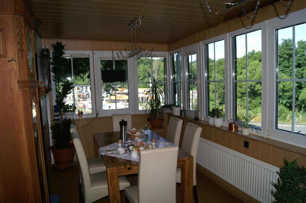Pension Oberberg Линдлар Экстерьер фото
