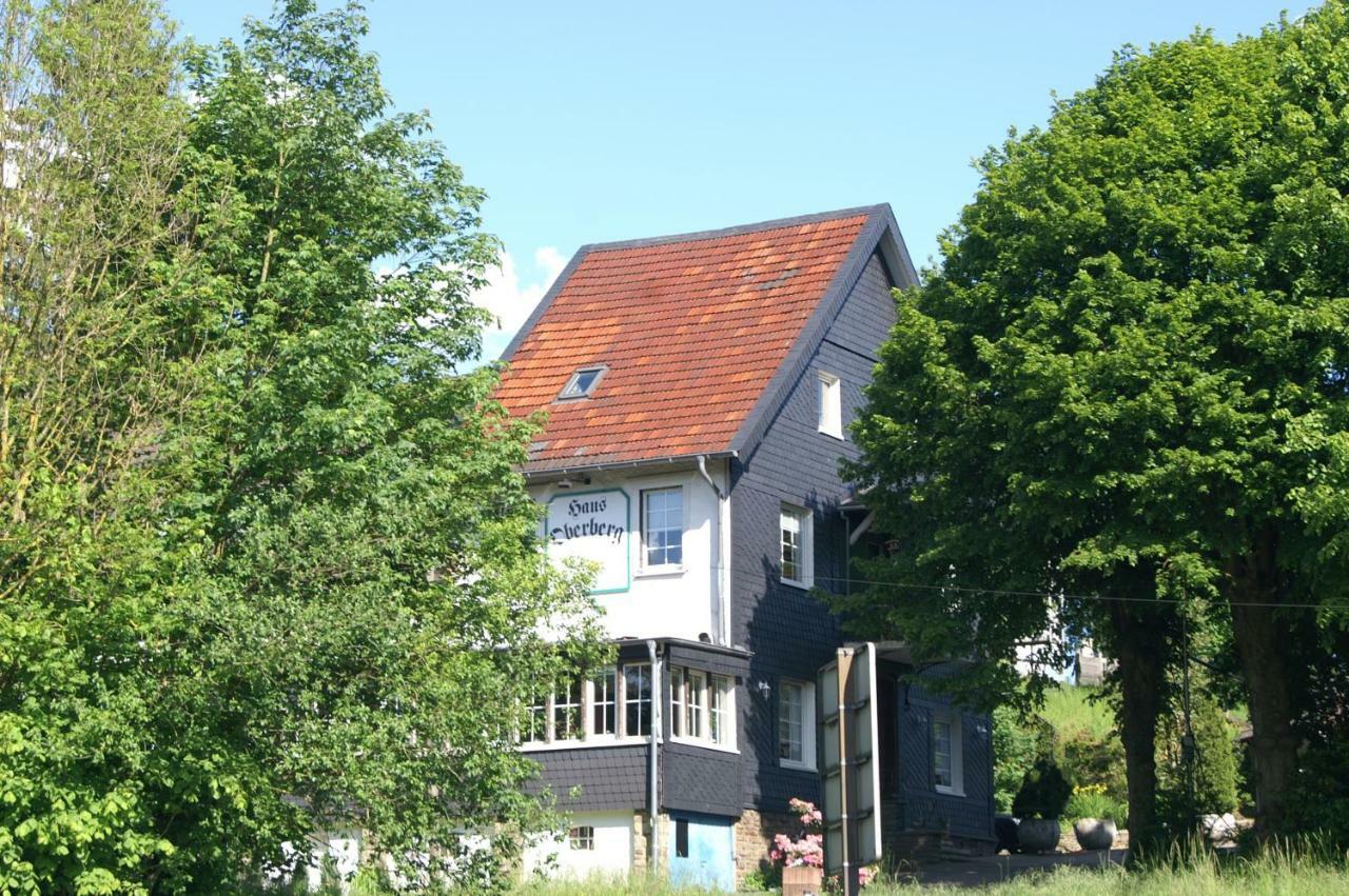 Pension Oberberg Линдлар Экстерьер фото